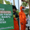 A protest organized against the proposed incinerator in Jakarta.